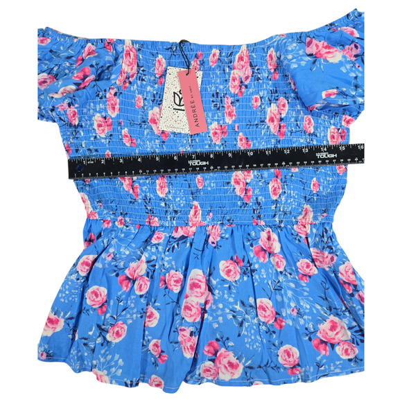 Andree Unit Wom Med NWT Blue Pink Floral Smocked Off Shoulder Short Sleeve Top - Picture 5 of 10
